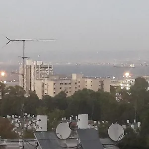 ספר כאן